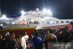 Pemprov Maluku berangkatkan 630 peserta mudik gratis Nataru 2025/2026