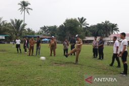 Wabup Paluta buka Turnamen Sepak Bola Ramadhan Cup ke-XX