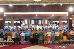 Gubernur Kalbar : Pelestarian pantun menjadi investasi besar bangsa