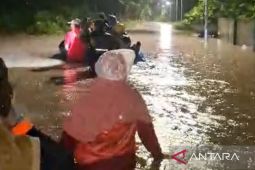 Warga Kubangsari Cilegon siaga banjir susulan