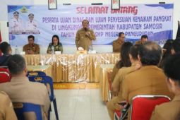 Pemkab Samosir gelar ujian dinas dan penyesuaian pangkat, Wabup:Momen meningkatkan kompetensi dan kinerja ASN