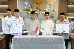 Kemenhaj-Garuda Indonesia teken kerja sama transportasi haji reguler