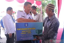 Gubernur Hidayat Arsani pastikan bantuan sarana perikanan tepat sasaran