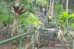 Pemkab Cianjur membangun pusat oleh-oleh dan kuliner di Gunung Padang