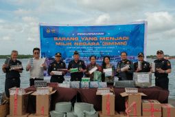 Perkuat pengawasan jelang akhir tahun, Bea Cukai Belawan musnahkan barang iIegal senilai ratusan juta