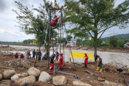 Kemenhan membangun jembatan gantung perlancar akses di Pidie Jaya