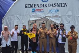 UI Peduli hadir untuk pendidikan di kaki Semeru