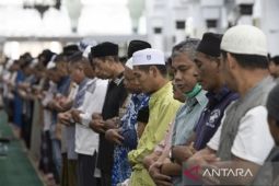 Mualem imbau seluruh masjid di Aceh shalat ghaib untuk korban bencana
