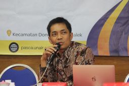 Pakar hukum Unair nilai peraturan Polri bertentangan dengan putusan MK
