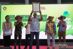 Pemkab Bogor raih Rekor MURI pameran kerajinan daur ulang desa
