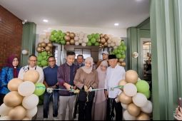 Gilang Dirga meriahkan peresmian Granny's Nest Boutique Hotel & Cafe di Bandarlampung