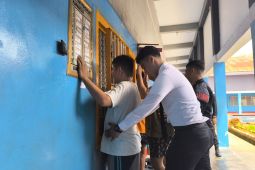 Petugas Lapas Sarolangun sita telepon genggam WBP saat razia