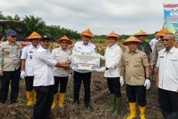 Menteri Koordinator Bidang Pangan hadiri HUT ke 76 Kabupaten Merangin