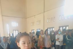 Pemkot Singkawang salurkan BLT pada 1.072 penerima manfaat