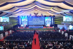 Wisuda ke-21 President University wisuda 1.644 lulusan, 74 mahasiswa asing