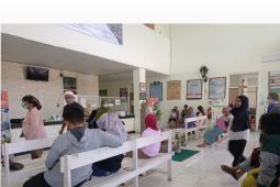 Pemkot Mataram siagakan petugas medis di posko Natal dan Tahun Baru