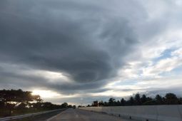 BMKG Lampung: Kemunculan awan Lenticularis bukan penanda terjadinya badai