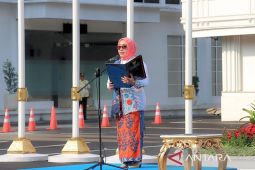 Minister eyes 300 firms to set up Women Workers' Protection Centers