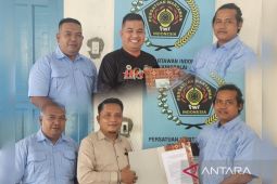 Dua kandidat ambil formulir pendaftaran calon Ketua PWI Tanjungbalai