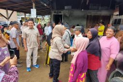 GAPKI Sumbar menyalurkan bantuan bagi korban banjir di Agam-Padang