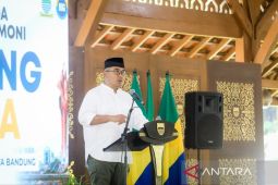 Pemkot Bandung kaji usulan penghentian angkot saat libur Tahun Baru