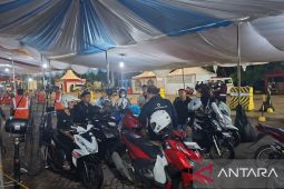 Puncak arus mudik Natal di Pelabuhan Ciwandan Banten berjalan aman dan lancar