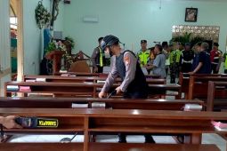 Polres Trenggalek sterilisasi gereja jelang Misa Natal 2025