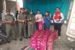 Satpol PP Pontianak tertibkan penggunaan elpiji 3kg di Pontianak Utara
