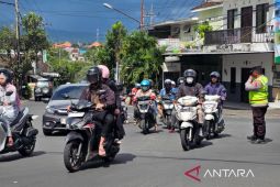 Polres Batu catat arus kendaraan naik 150 persen saat libur Natal