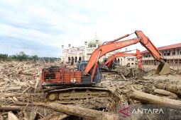 Aceh extends emergency response for floods, landslides