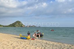 Di penghujung tahun, wajah wisata diuji