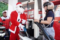 Pertamina Patra Niaga hadirkan sinterklas di SPBU Pertamina Manado