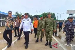 Gubernur Babel-Forkopimda tinjau arus mudik di Pelabuhan Tanjung Kalian Muntok