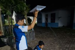 Starlink ingin turunkan orbit satelit tingkatkan keselamatan di luar angkasa