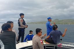 Tim SAR sisir lokasi kapal wisata tenggelam di Labuan Bajo