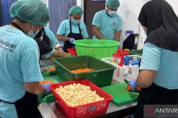 SPPG Polda Kepri evaluasi relawan dapur selama libur sekolah