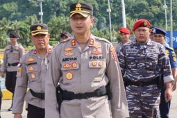 Kapolres: SAR gabungan mencari 17 penumpang perahu terbalik di Raimbawi Kepulauan Yapen