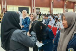 Pemkot Bandarlampung salurkan beasiswa pendidikan kepada 6.346 orang