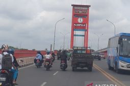 Jembatan Ampera Palembang ditutup sementara mencegah kerumunan saat pergantian tahun