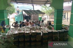 PT TPL salurkan bantuan pangan 4,5 ton bagi warga Tapanuli Tengah