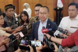 Wakil Ketua MPR nilai usulan Pilkada dipilih oleh DPRD layak dikaji