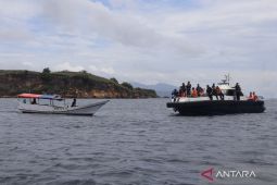 Tim SAR bentuk dua tim untuk cari korban kapal tenggelam di Labuan Bajo