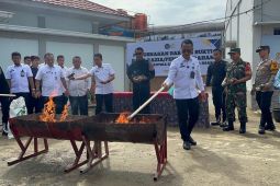 Lapas Narkotika Jambi musnahkan 56 telepon genggam hasil razia setahun