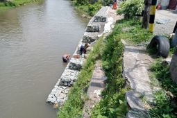 Dinas PUPR NTB tuntas tangani longsor di pinggir Sungai Jangkuk