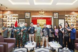 Pangdam XIV/Hasanuddin perkuat edukasi kebangsaan lewat ekonomi kreatif