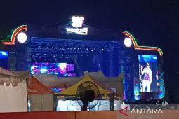 Slank sumbang hasil konser Bali untuk korban bencana Sumatera