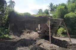 Tambang Galian C Ilegal di Pringgesela Timur Lotim tetap beroperasi