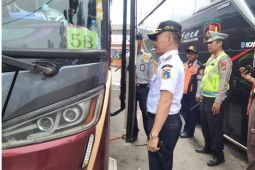 Sebanyak 631 penumpang tiba di Terminal Lebak Bulus
