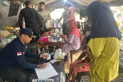 Polri layani pengobatan pengungsi banjir di Bireuen