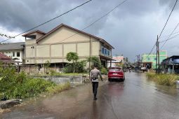 Polres Lingga intensifkan patroli dan imbau waspada banjir Rob